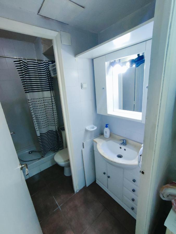 Nice Flat Within Walking Range To The Beach Apartamento Barcelona Exterior foto